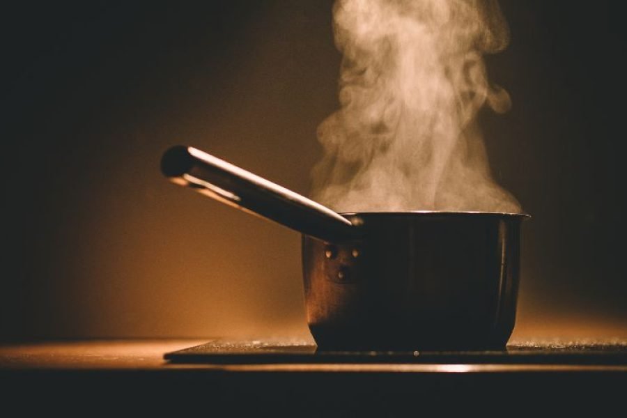 5 receitas de uma panela só para economizar tempo e louça